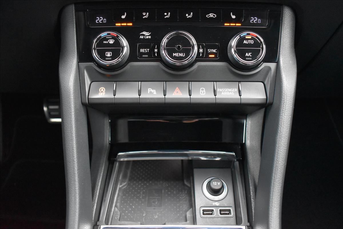 Škoda Kodiaq 2,0 TDi  DSG Sportline Virtual Canton - 42