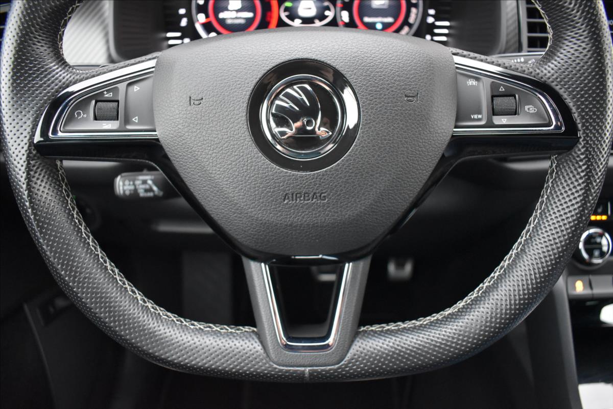Škoda Kodiaq 2,0 TDi  DSG Sportline Virtual Canton - 47