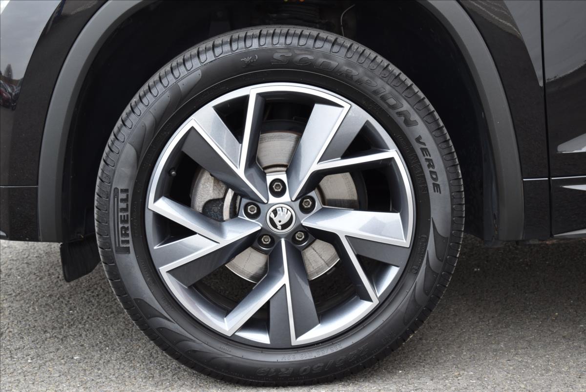Škoda Kodiaq 2,0 TDi  DSG Sportline Virtual Canton - 4