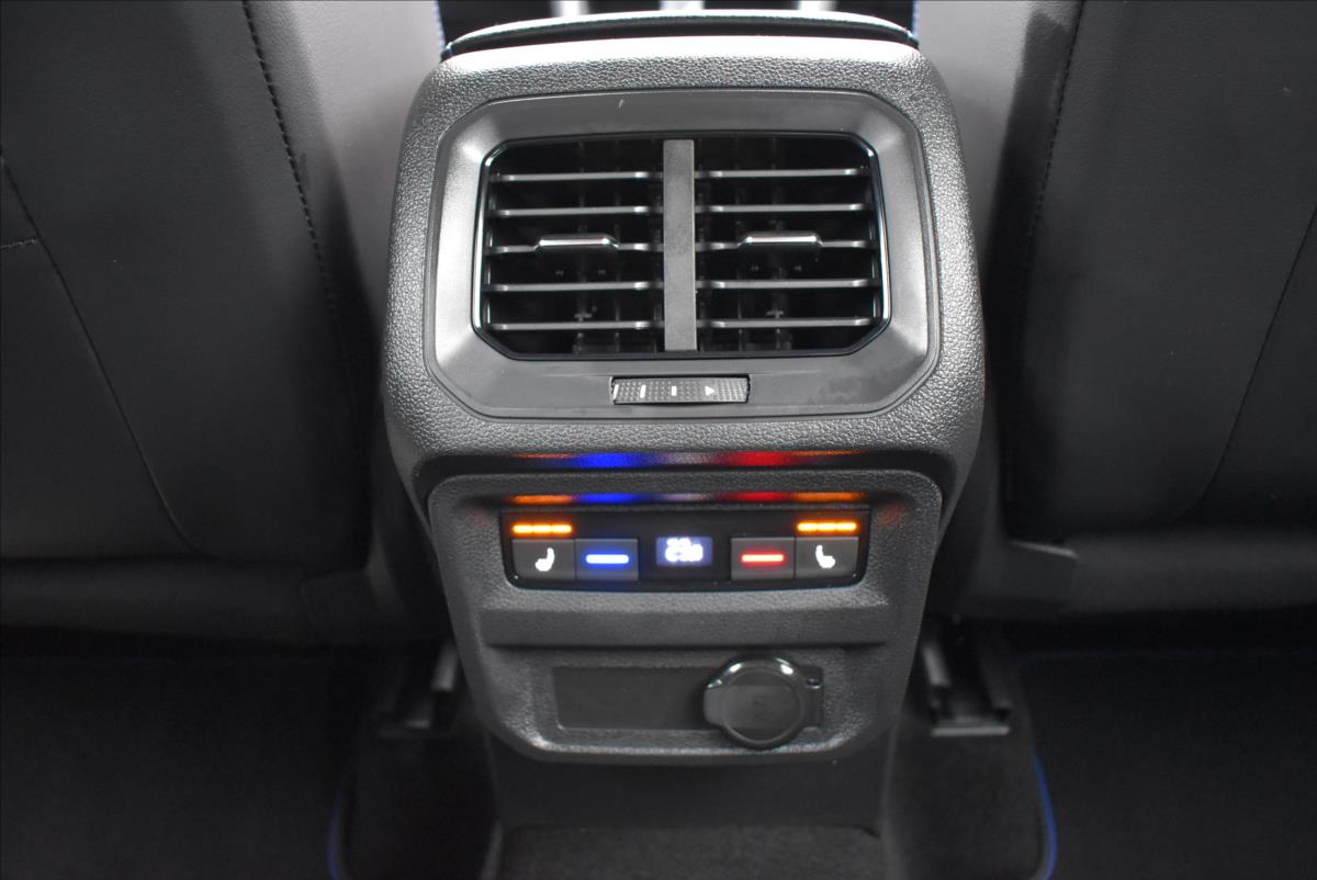 Volkswagen Tiguan 2,0 TSi  DSG 4x4 R 235kW LED Assist - 15