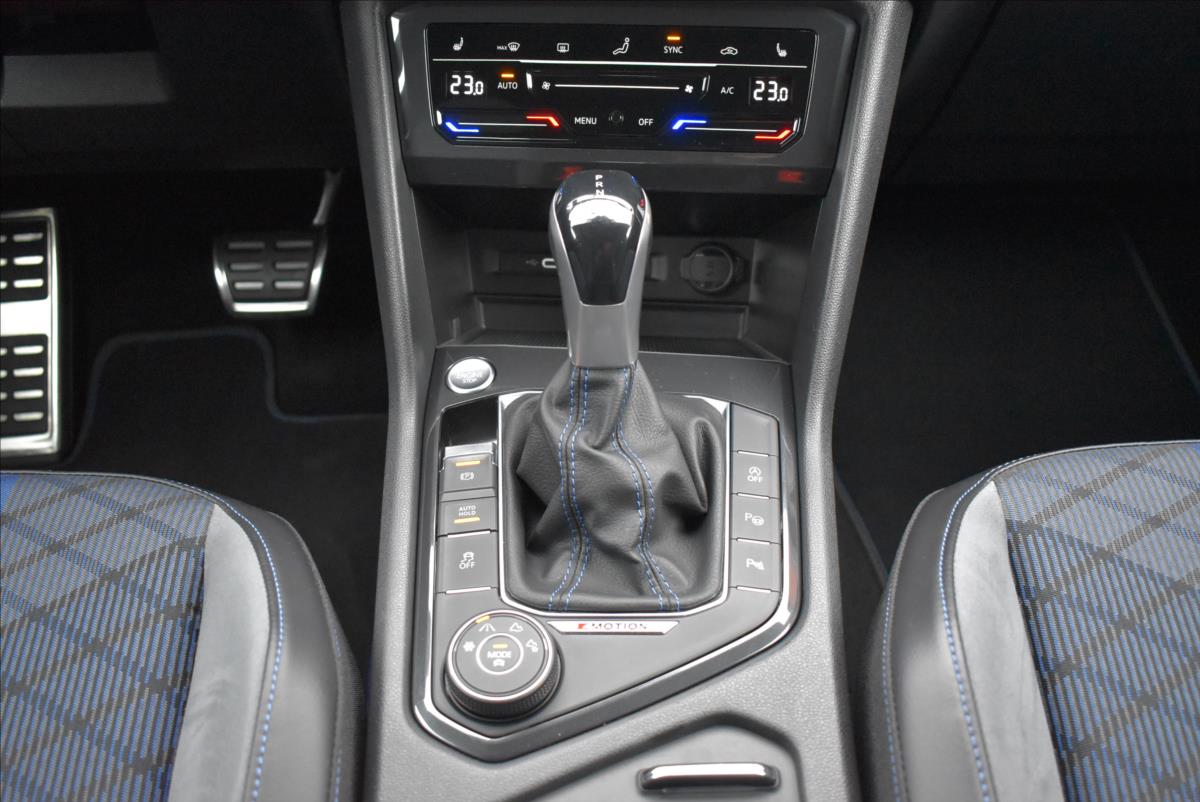 Volkswagen Tiguan 2,0 TSi  DSG 4x4 R 235kW LED Assist - 16