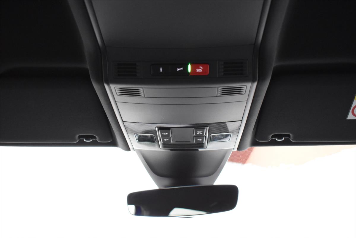 Volkswagen Tiguan 2,0 TSi  DSG 4x4 R 235kW LED Assist - 17