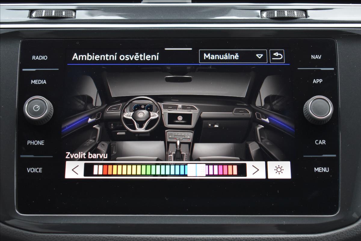 Volkswagen Tiguan 2,0 TSi  DSG 4x4 R 235kW LED Assist - 35