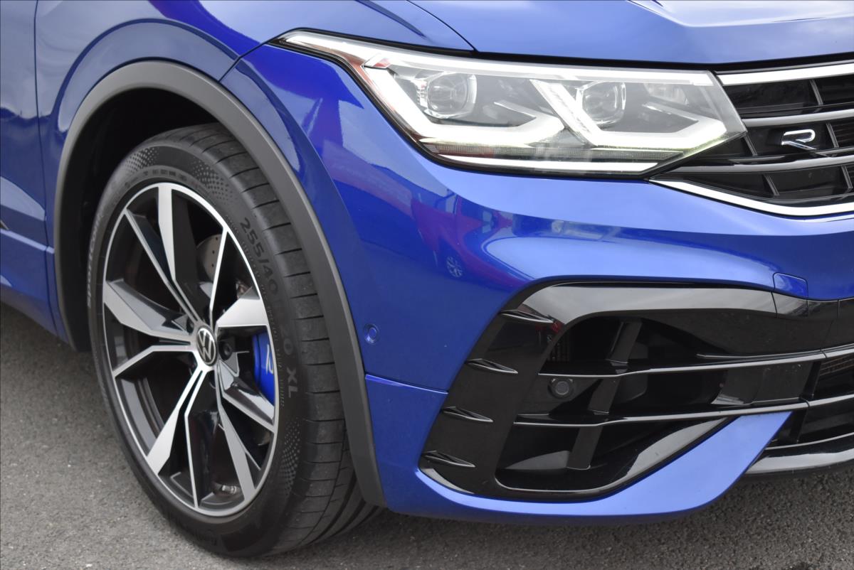 Volkswagen Tiguan 2,0 TSi  DSG 4x4 R 235kW LED Assist - 2
