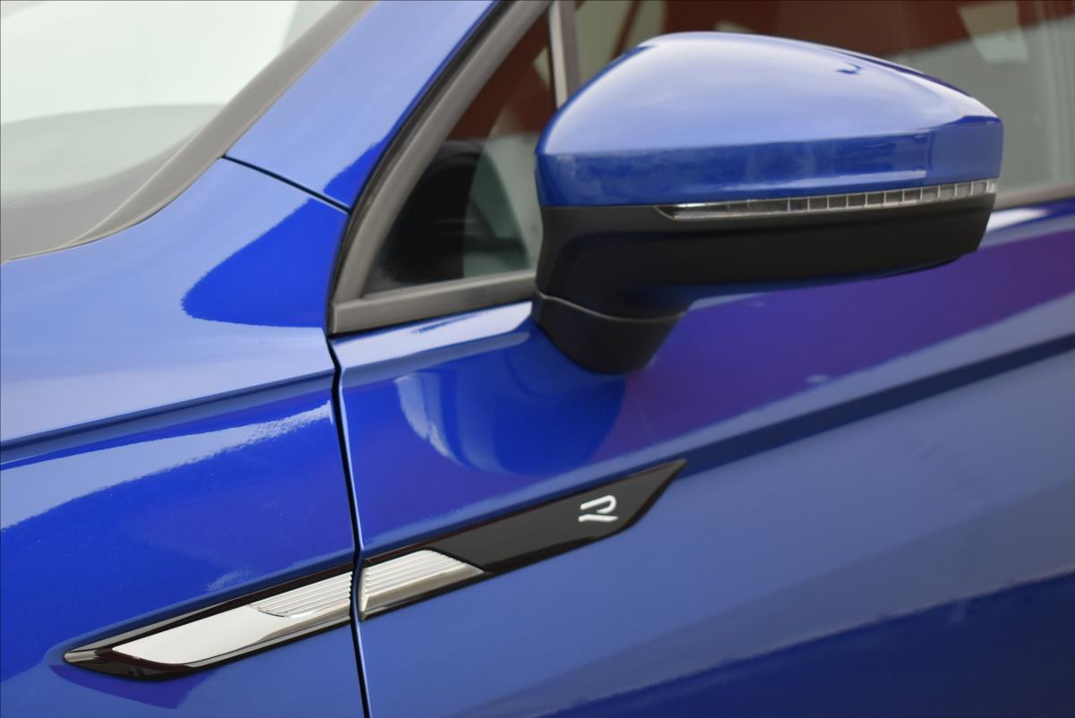Volkswagen Tiguan 2,0 TSi  DSG 4x4 R 235kW LED Assist - 5