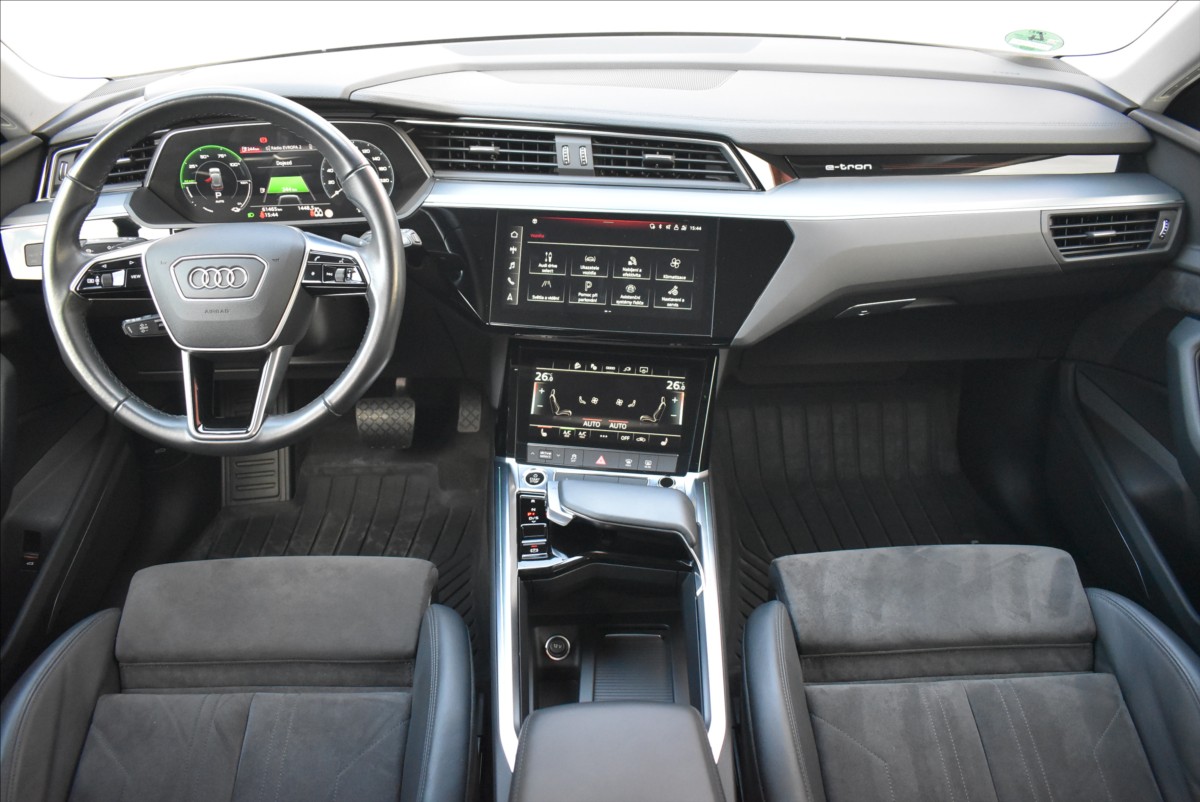 Audi e-tron 55  300KW Advanced Panorama - 19