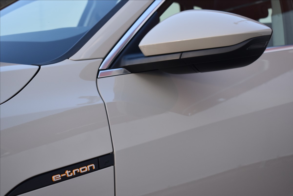 Audi e-tron 55  300KW Advanced Panorama - 7