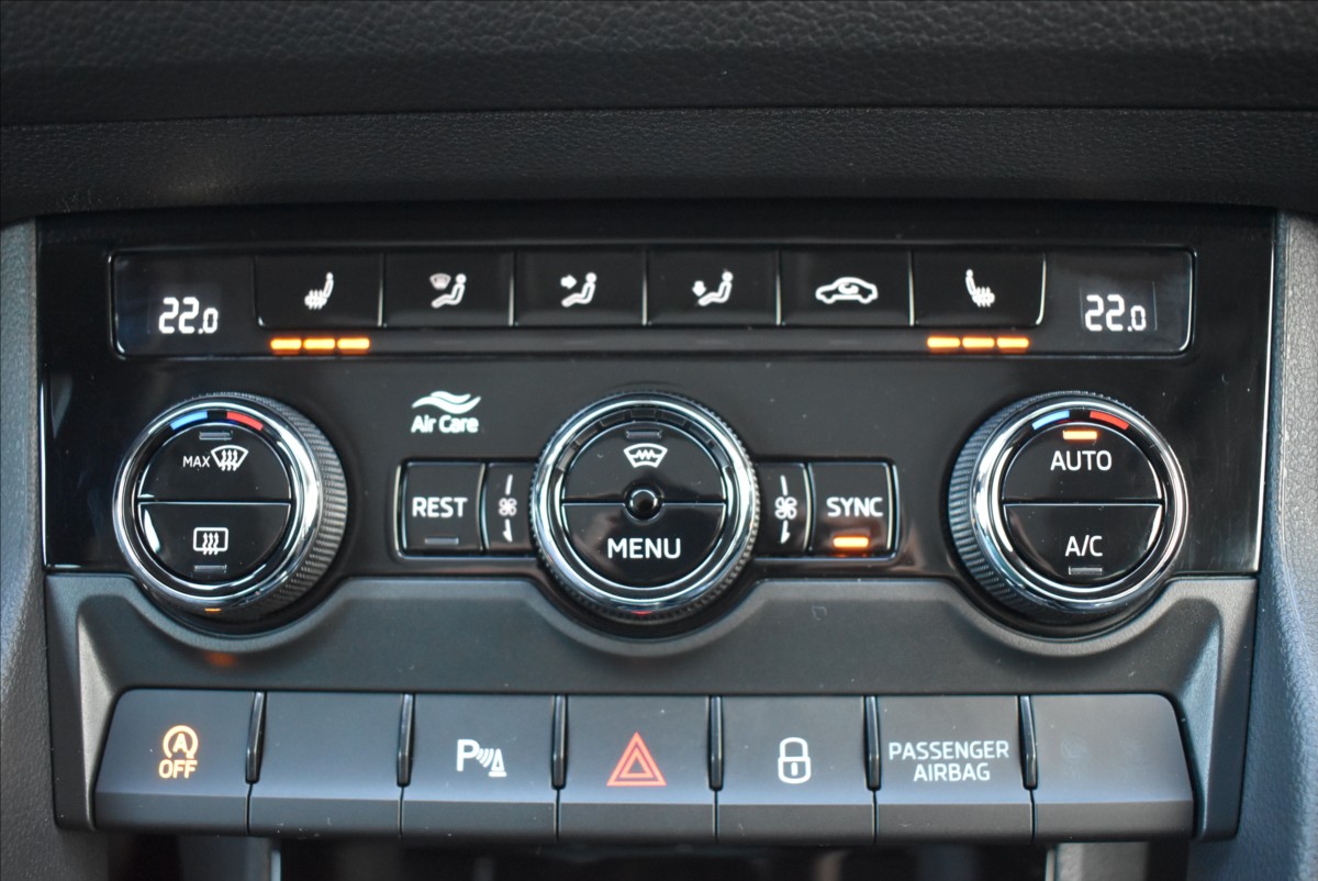 Škoda Kodiaq 2,0 TDi  DSG 125 Years Virtual Panorama - 44