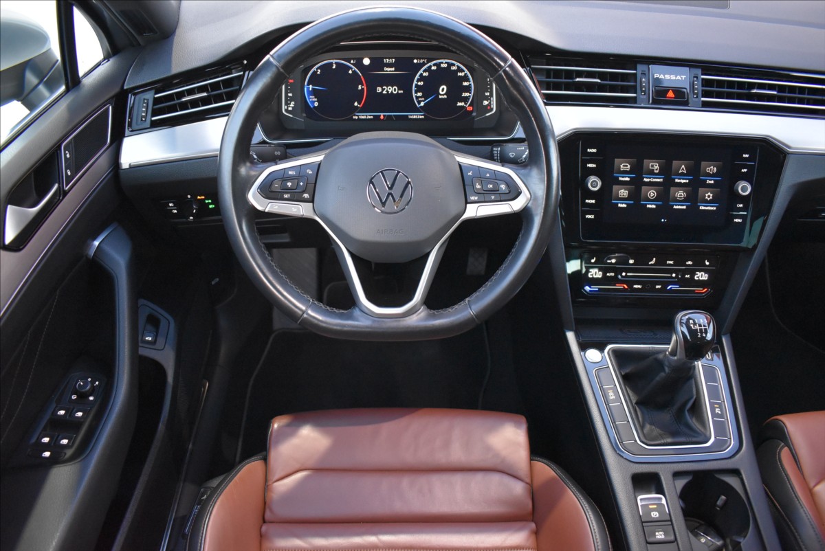 Volkswagen Passat 2,0 TDi  110kW Elegance Matrix Virtual - 18