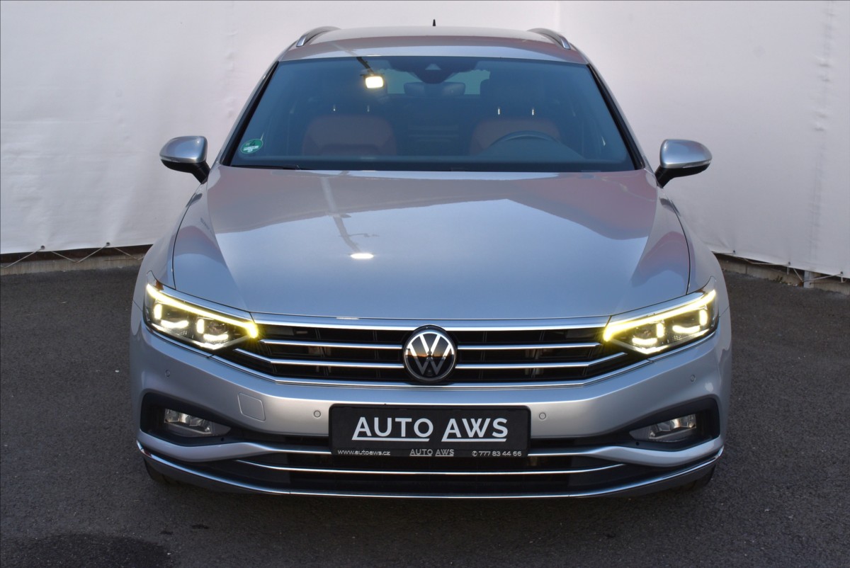 Volkswagen Passat 2,0 TDi  110kW Elegance Matrix Virtual - 1