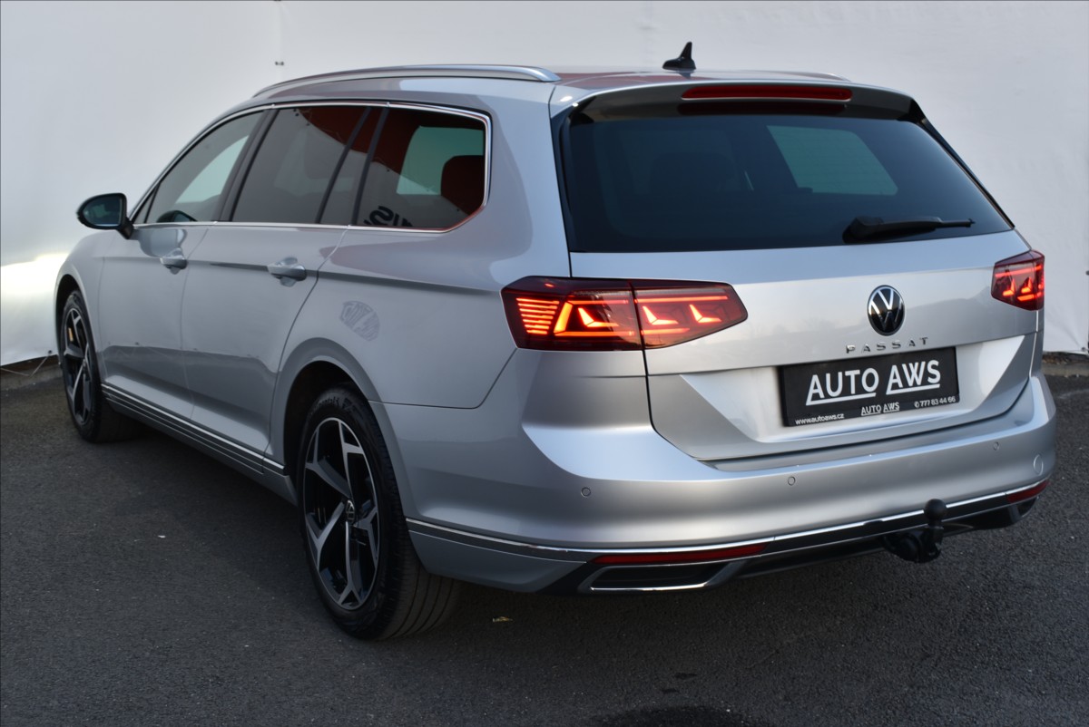 Volkswagen Passat 2,0 TDi  110kW Elegance Matrix Virtual - 7