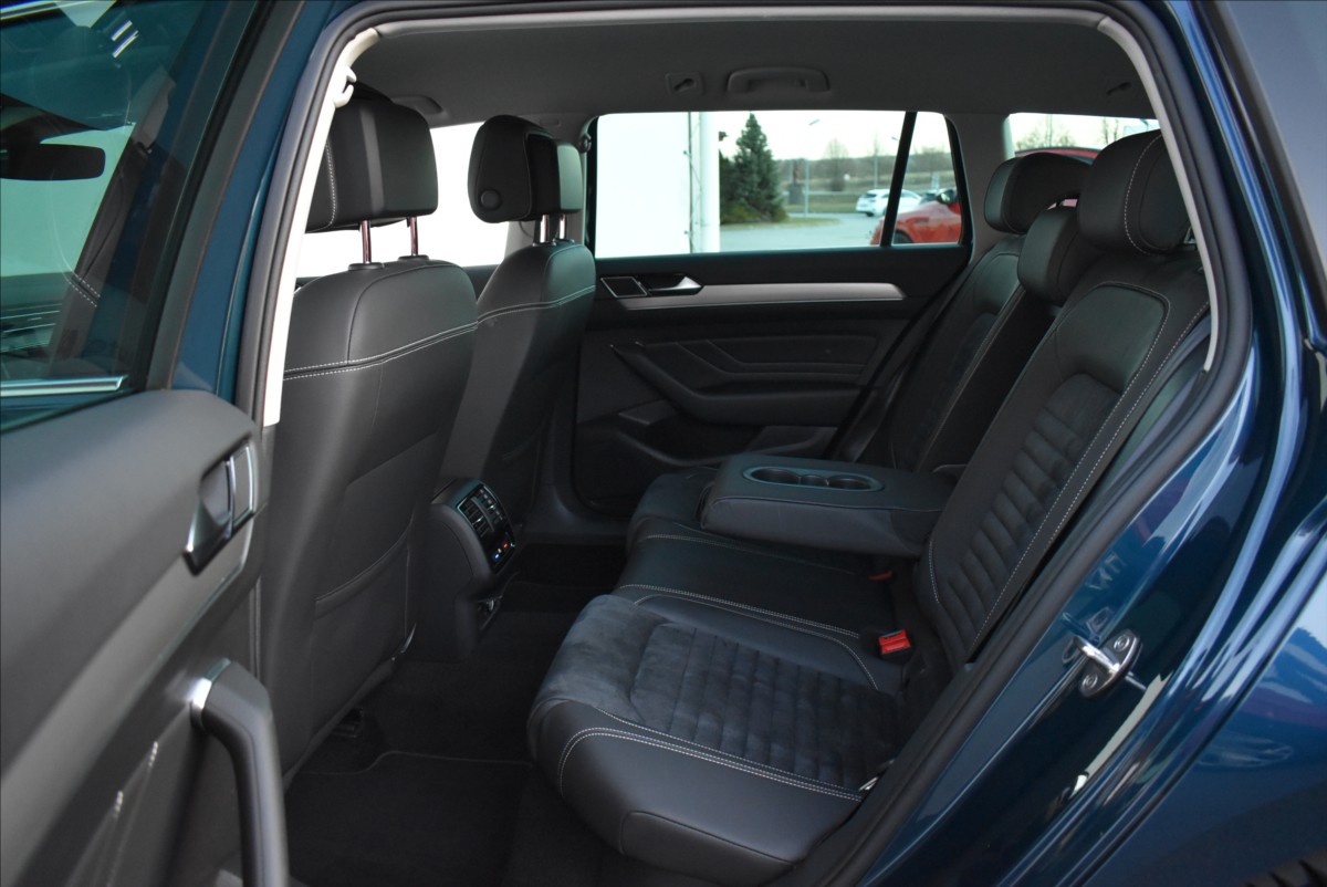 Volkswagen Passat 2,0 TDi  DSG Elegance Matrix Virtual - 10
