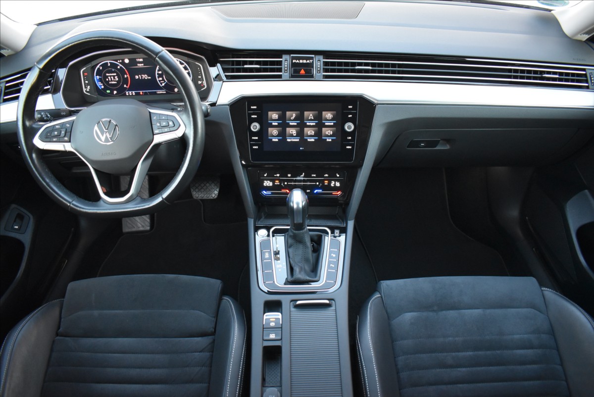Volkswagen Passat 2,0 TDi  DSG Elegance Matrix Virtual - 14