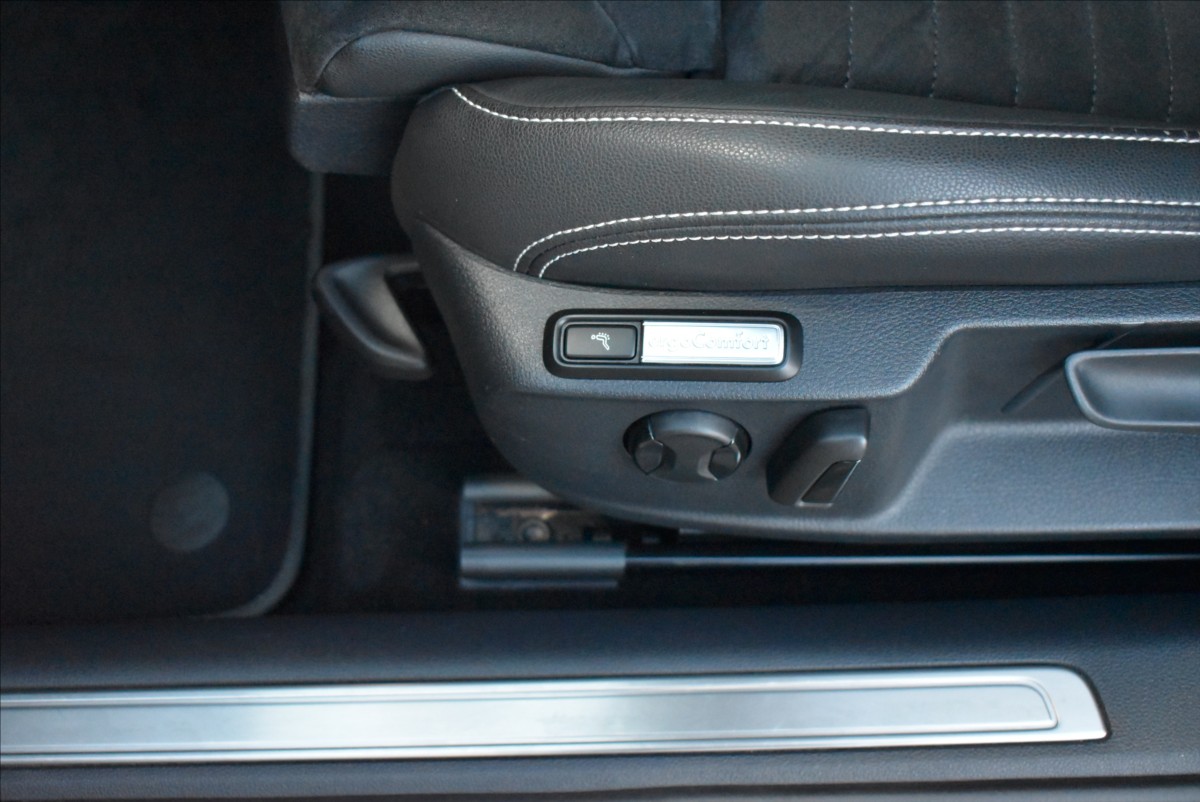 Volkswagen Passat 2,0 TDi  DSG Elegance Matrix Virtual - 19