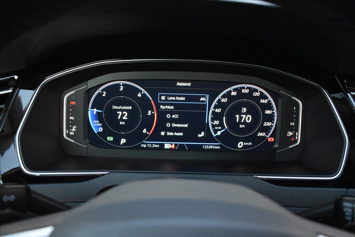Volkswagen Passat 2,0 TDi  DSG Elegance Matrix Virtual - 23