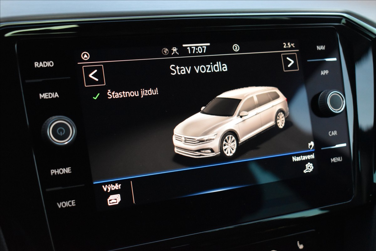 Volkswagen Passat 2,0 TDi  DSG Elegance Matrix Virtual - 27