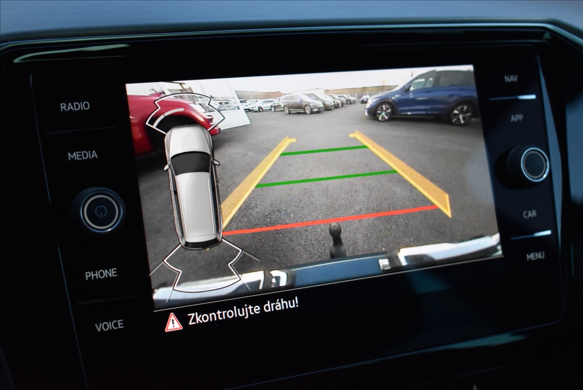 Volkswagen Passat 2,0 TDi  DSG Elegance Matrix Virtual - 35
