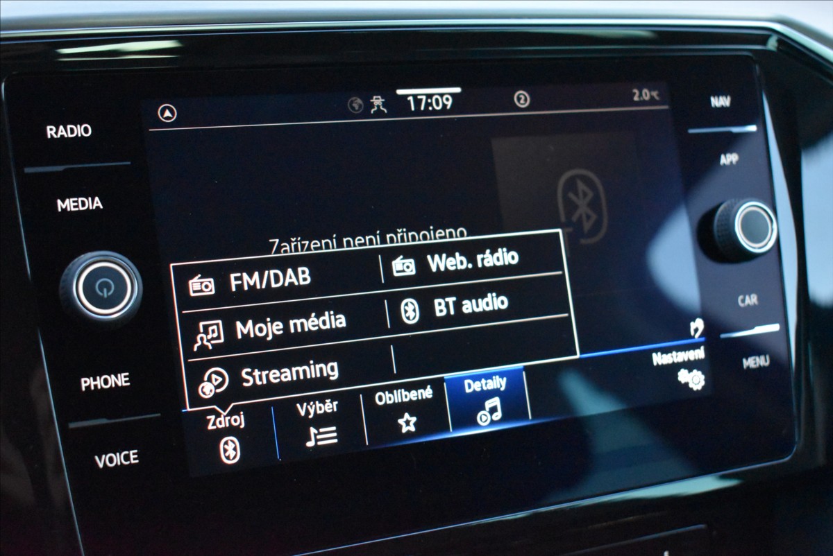 Volkswagen Passat 2,0 TDi  DSG Elegance Matrix Virtual - 40