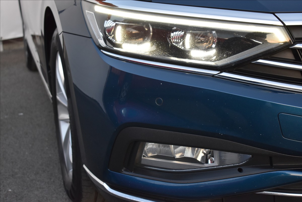 Volkswagen Passat 2,0 TDi  DSG Elegance Matrix Virtual - 2
