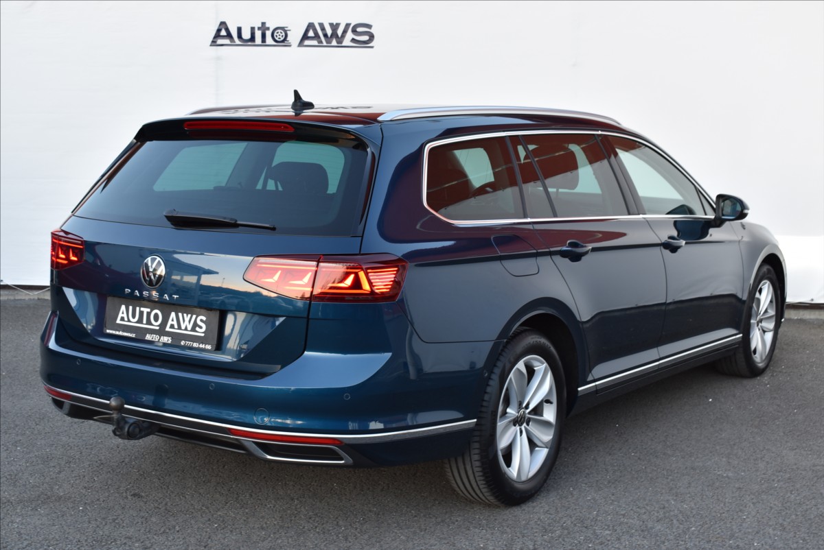Volkswagen Passat 2,0 TDi  DSG Elegance Matrix Virtual - 5