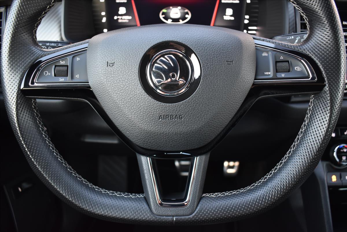 Škoda Kodiaq 2,0 TDi  DSG Sportline Virtual Assist - 47