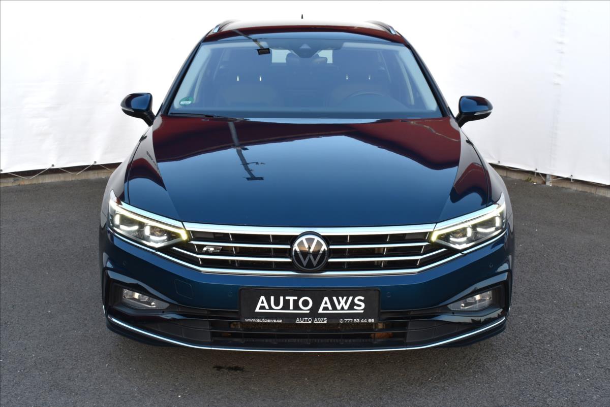 Volkswagen Passat 2,0 TDi  DSG R-Line LED Matrix Virtual - 1
