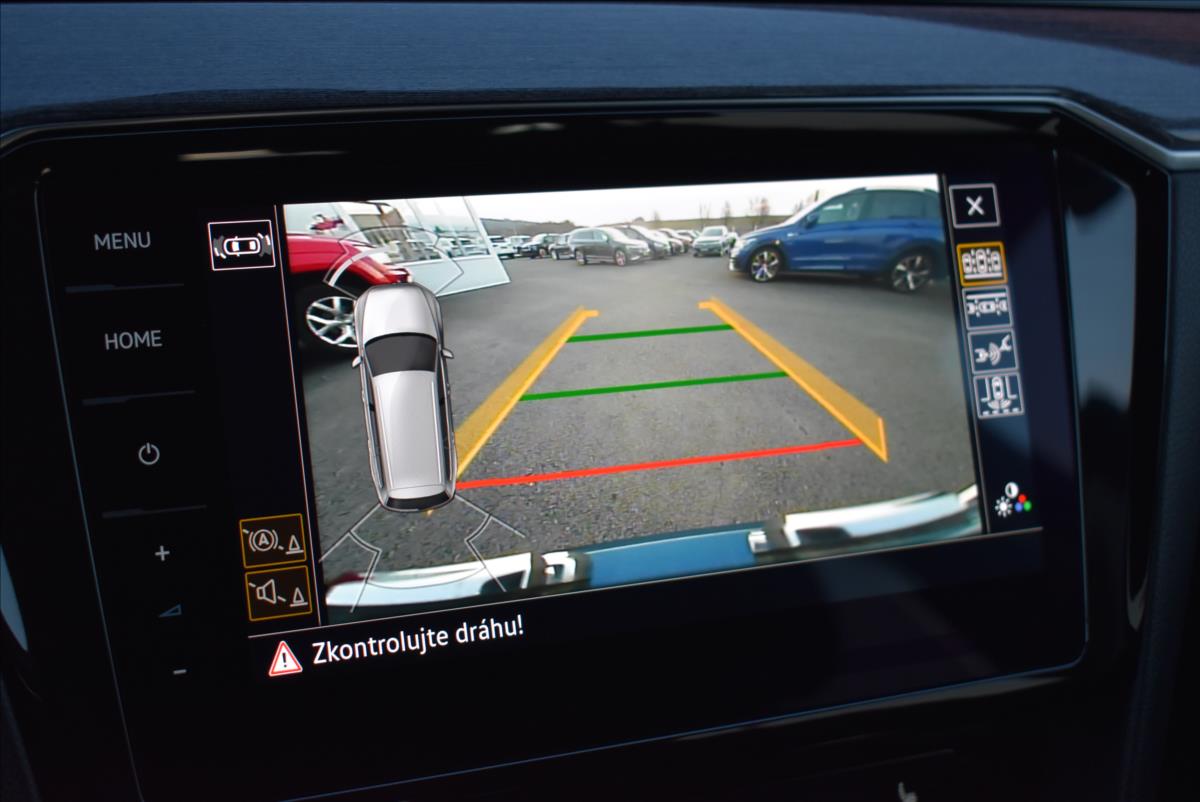 Volkswagen Passat 2,0 TDi  DSG R-Line LED Matrix Virtual - 30