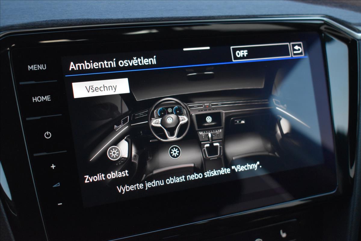 Volkswagen Passat 2,0 TDi  DSG R-Line LED Matrix Virtual - 36