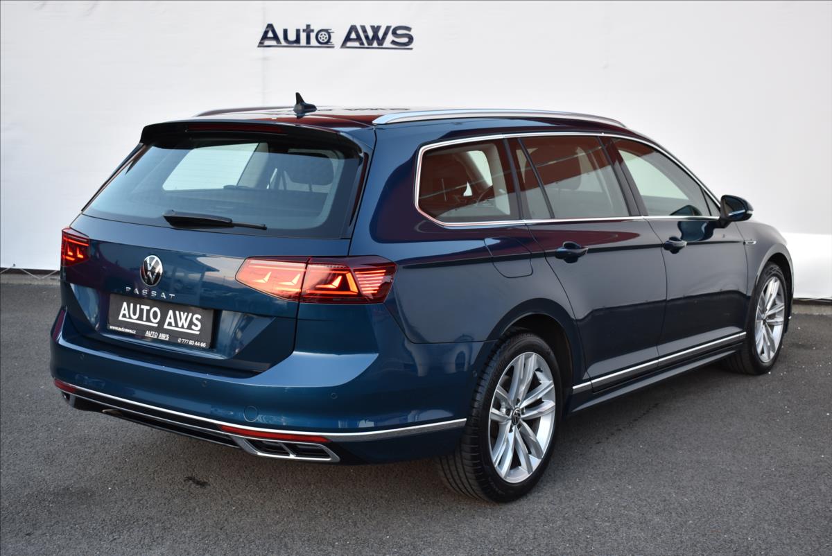 Volkswagen Passat 2,0 TDi  DSG R-Line LED Matrix Virtual - 6