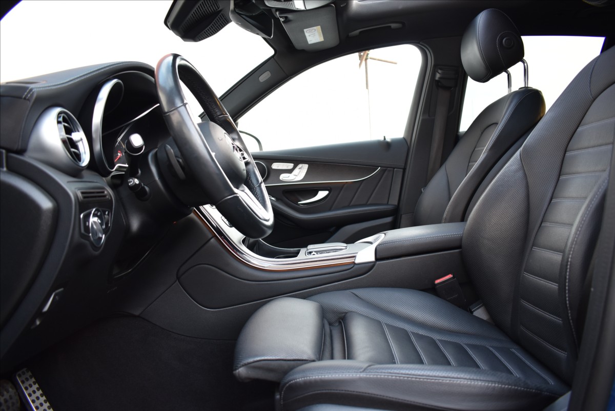 Mercedes-Benz GLC 2,0 300  de AMG 4Matic Assist LED - 20