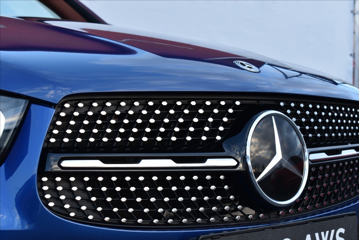 Mercedes-Benz GLC 2,0 300  de AMG 4Matic Assist LED - 3