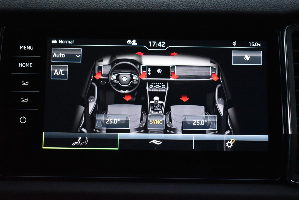 Škoda Kodiaq 2,0 TDi  DSG 4x4 125 Years LED Virtual - 39