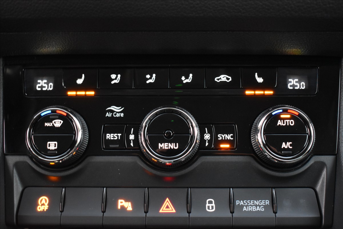 Škoda Kodiaq 2,0 TDi  DSG 4x4 125 Years LED Virtual - 42