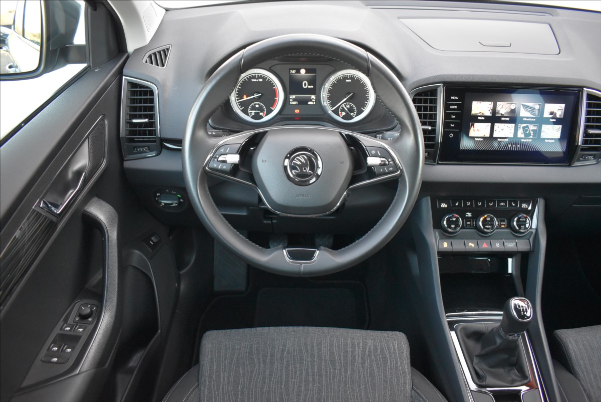 Škoda Karoq 1,5 TSi  110kW Style Columbus Kamera - 17
