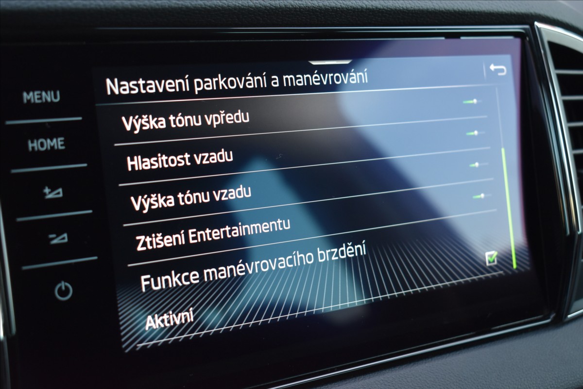 Škoda Karoq 1,5 TSi  110kW Style Columbus Kamera - 36