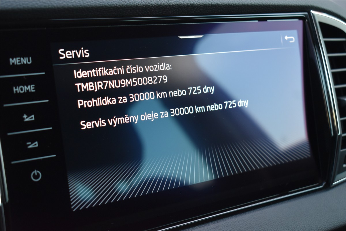 Škoda Karoq 1,5 TSi  110kW Style Columbus Kamera - 37