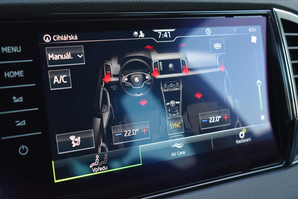 Škoda Karoq 1,5 TSi  110kW Style Columbus Kamera - 40