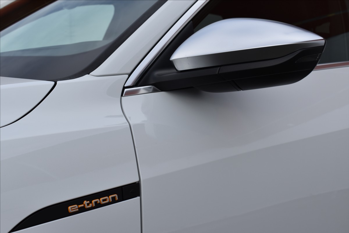 Audi e-tron S  370 Quattro Digital LED - 6