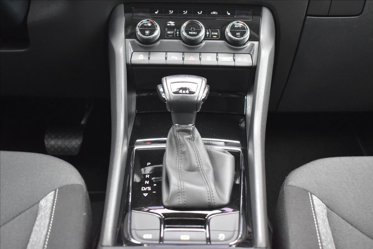 Škoda Kodiaq 2,0 TDi  DSG 4x4 125 Years LED Virtual - 16