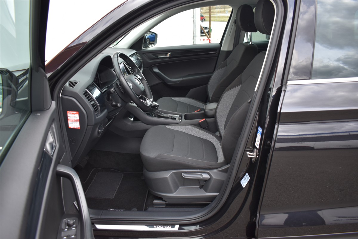 Škoda Kodiaq 2,0 TDi  DSG 4x4 125 Years LED Virtual - 23