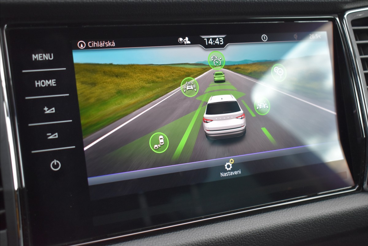 Škoda Kodiaq 2,0 TDi  DSG 4x4 125 Years LED Virtual - 30