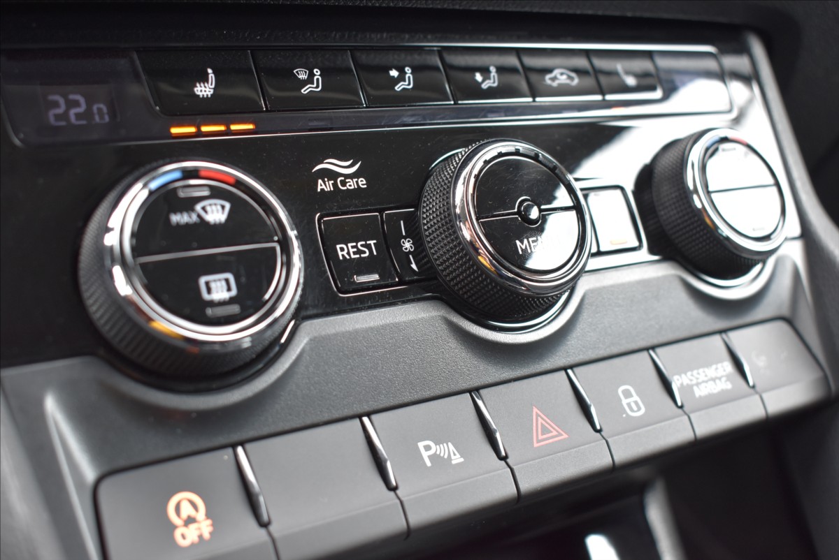 Škoda Kodiaq 2,0 TDi  DSG 4x4 125 Years LED Virtual - 44