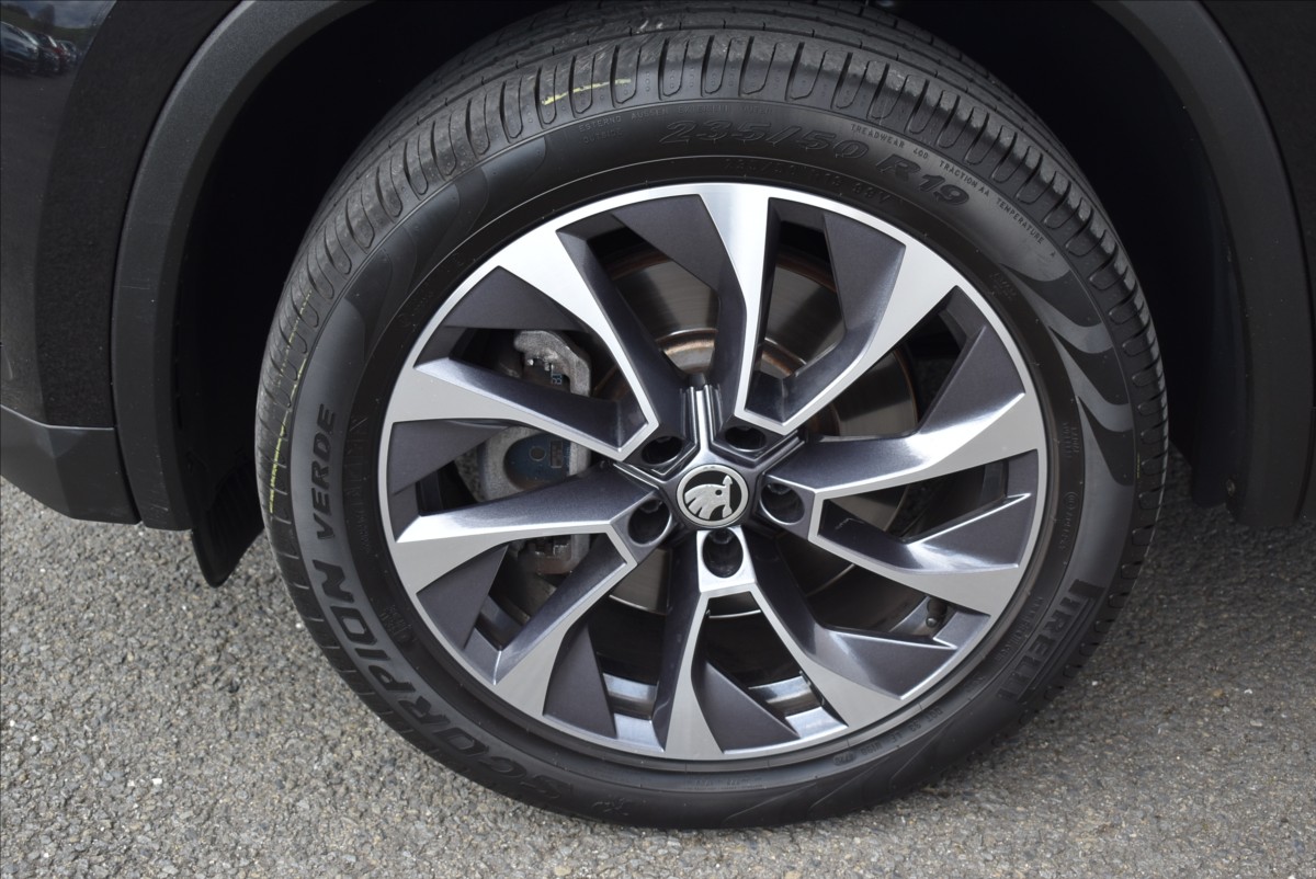 Škoda Kodiaq 2,0 TDi  DSG 4x4 125 Years LED Virtual - 4