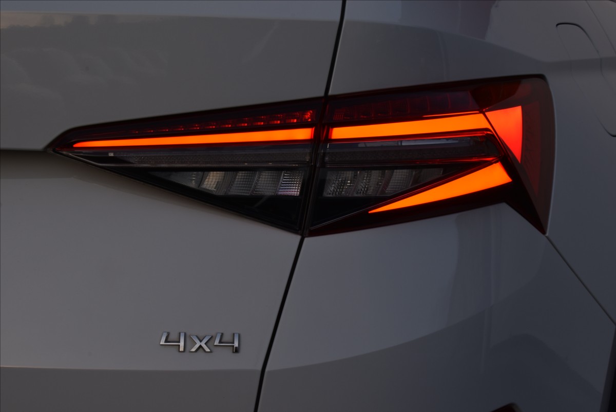 Škoda Kodiaq 2,0 TDi  DSG 4x4 L&K Virtual Assist - 12