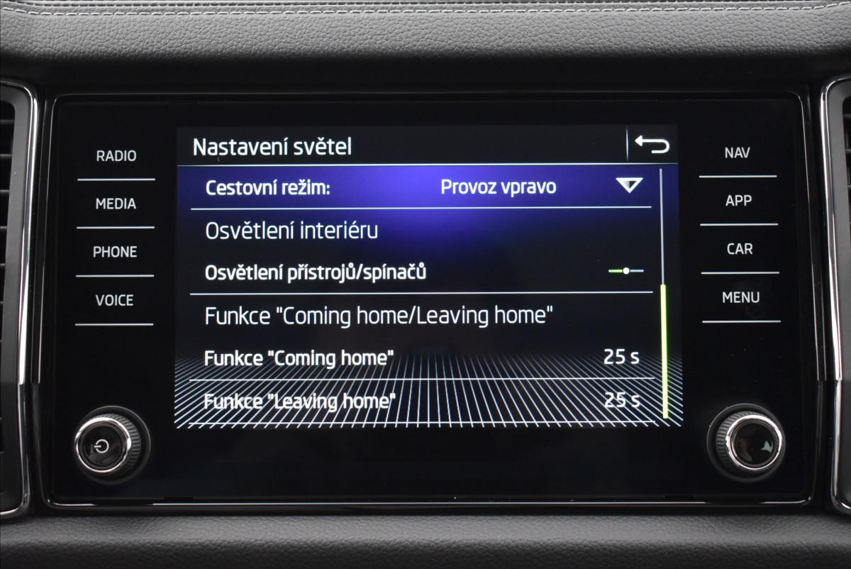 Škoda Kodiaq 2,0 TDi  DSG 4x4 L&K Virtual Assist - 36