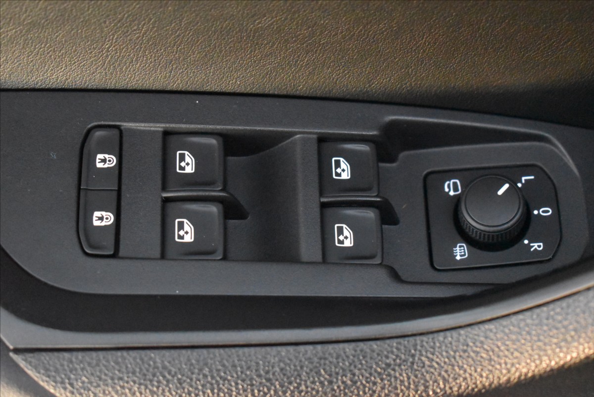 Škoda Kodiaq 2,0 TDi  DSG Clever LED Assist Virtual - 19