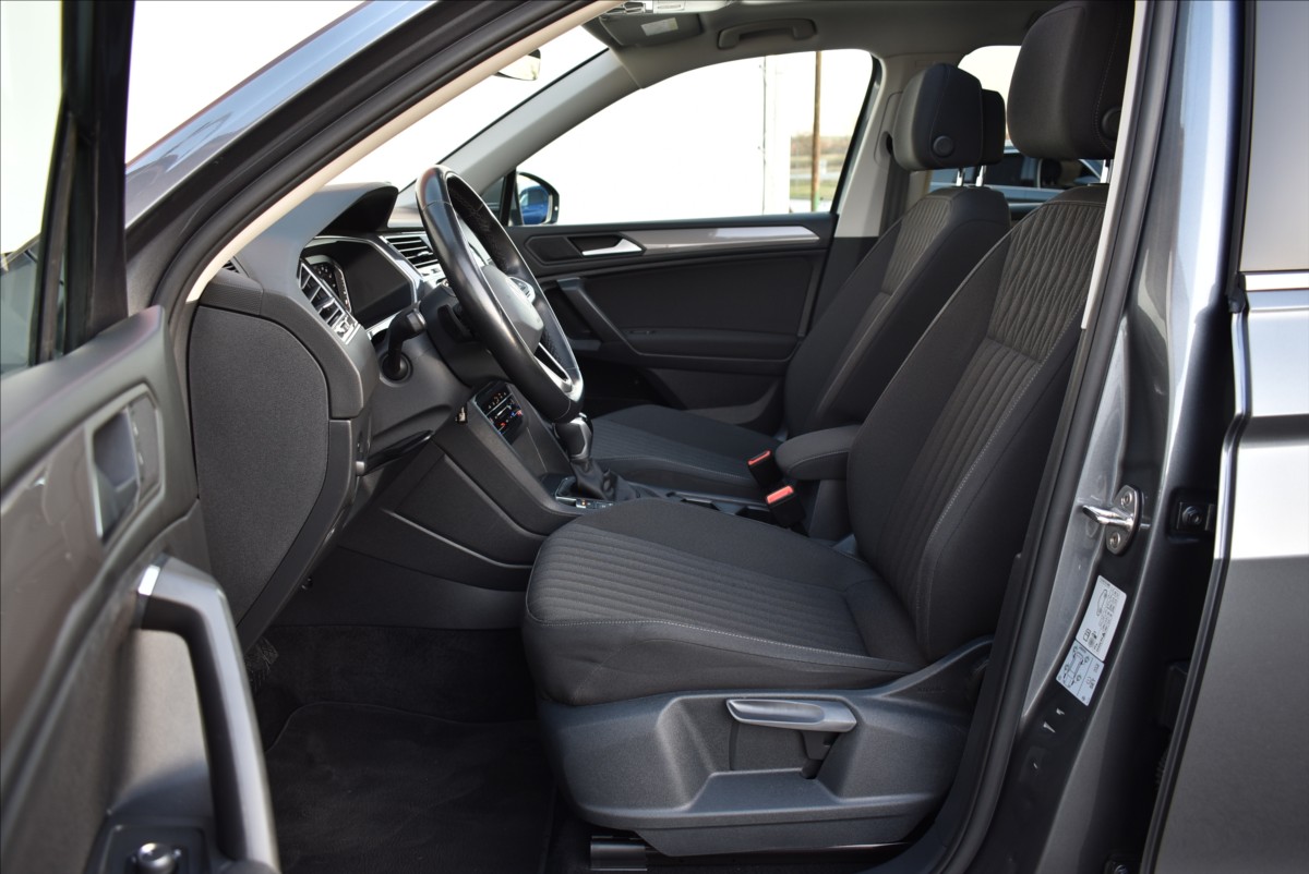 Volkswagen Tiguan Allspace 1,5 TSi  DSG Life IQ Light ACC Kamera - 22