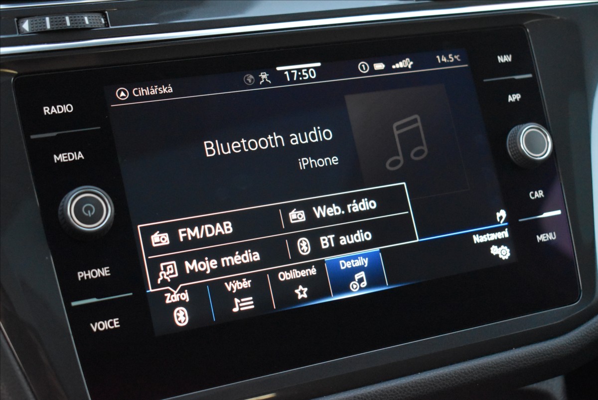 Volkswagen Tiguan Allspace 1,5 TSi  DSG Life IQ Light ACC Kamera - 35