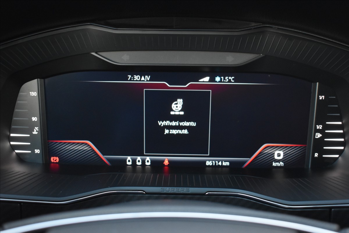 Škoda Superb 2,0 TDi  Sportline LED Virtual Kessy - 28