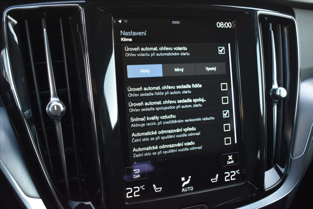 Volvo V60 2,0 B4 AWD  Cross Country LED Kamera - 37